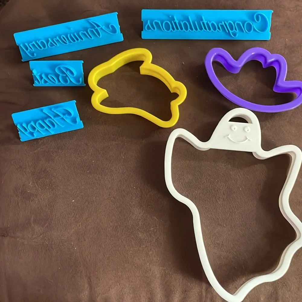 Colorful Plastic Cookie Cutter Lot 42 Different Sizes Shapes Animals Characters
